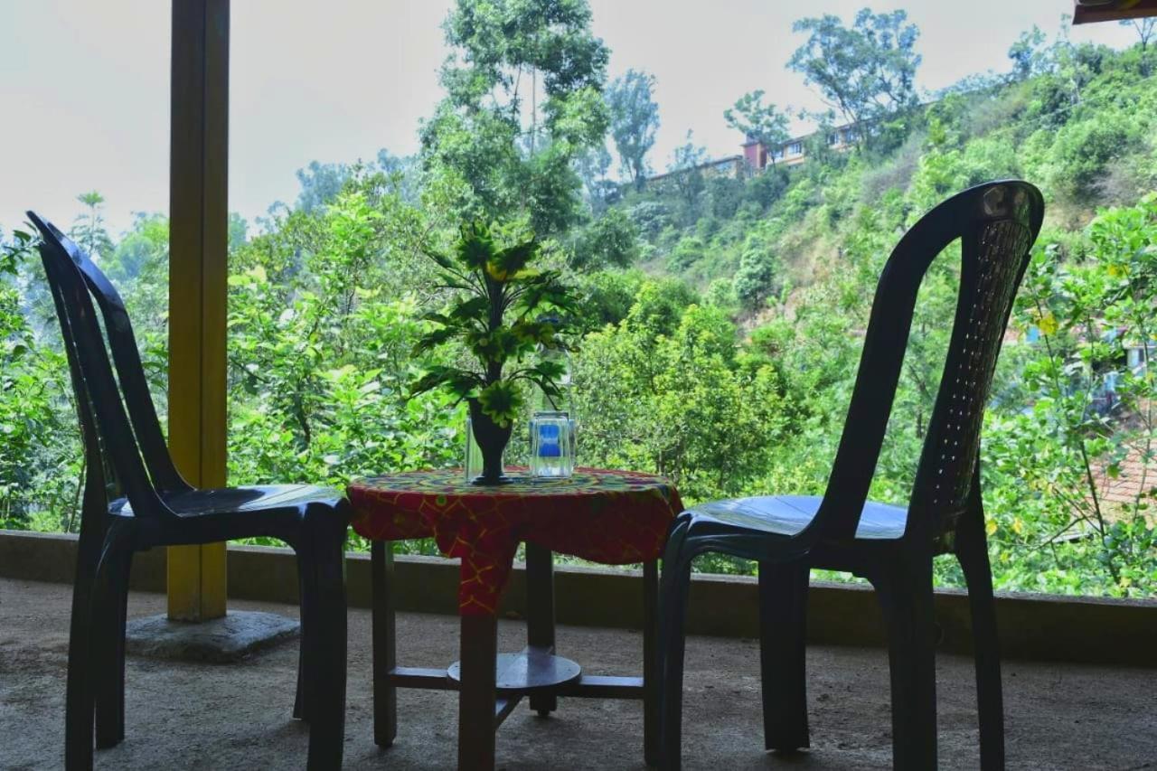 Eshwari Cottage Madikeri Eksteriør billede